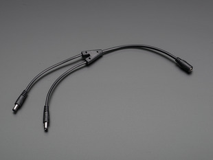 Top-down shot of a 2-Way 2.1mm DC Barrel Jack Splitter Squid - Black 